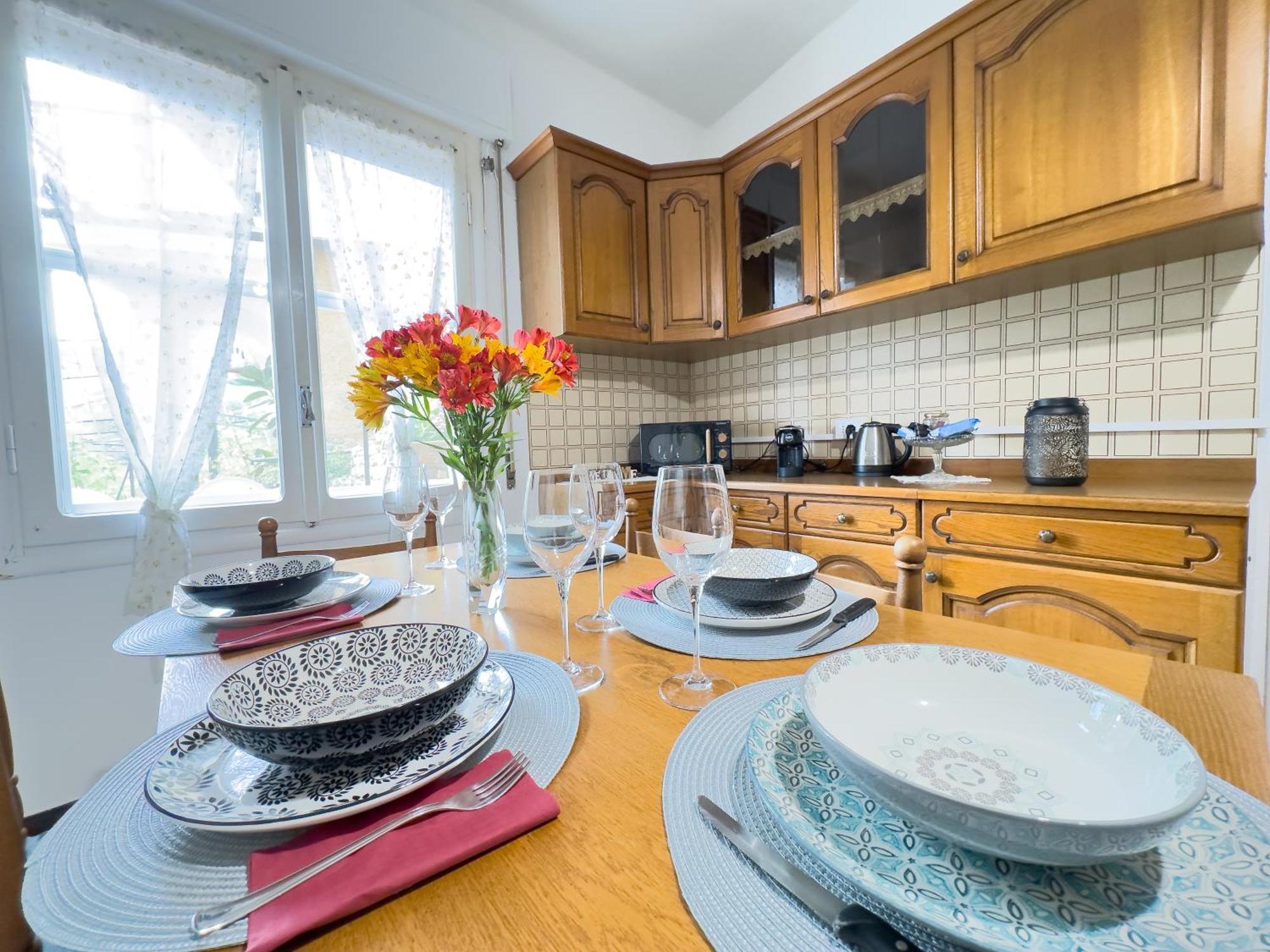 Apartament Sanremo Mare E Relax - Affittasi "Casa Illiade" Con Parcheggio Libero, Terrazza E Wi-Fi Zewnętrze zdjęcie