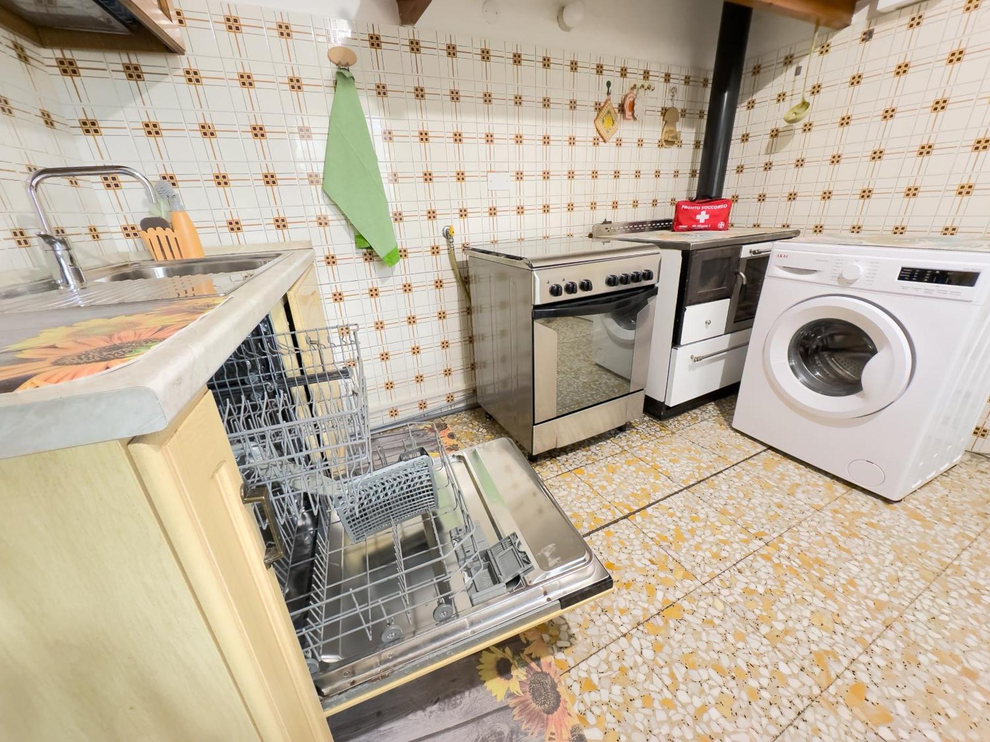 Apartament Sanremo Mare E Relax - Affittasi "Casa Illiade" Con Parcheggio Libero, Terrazza E Wi-Fi Zewnętrze zdjęcie